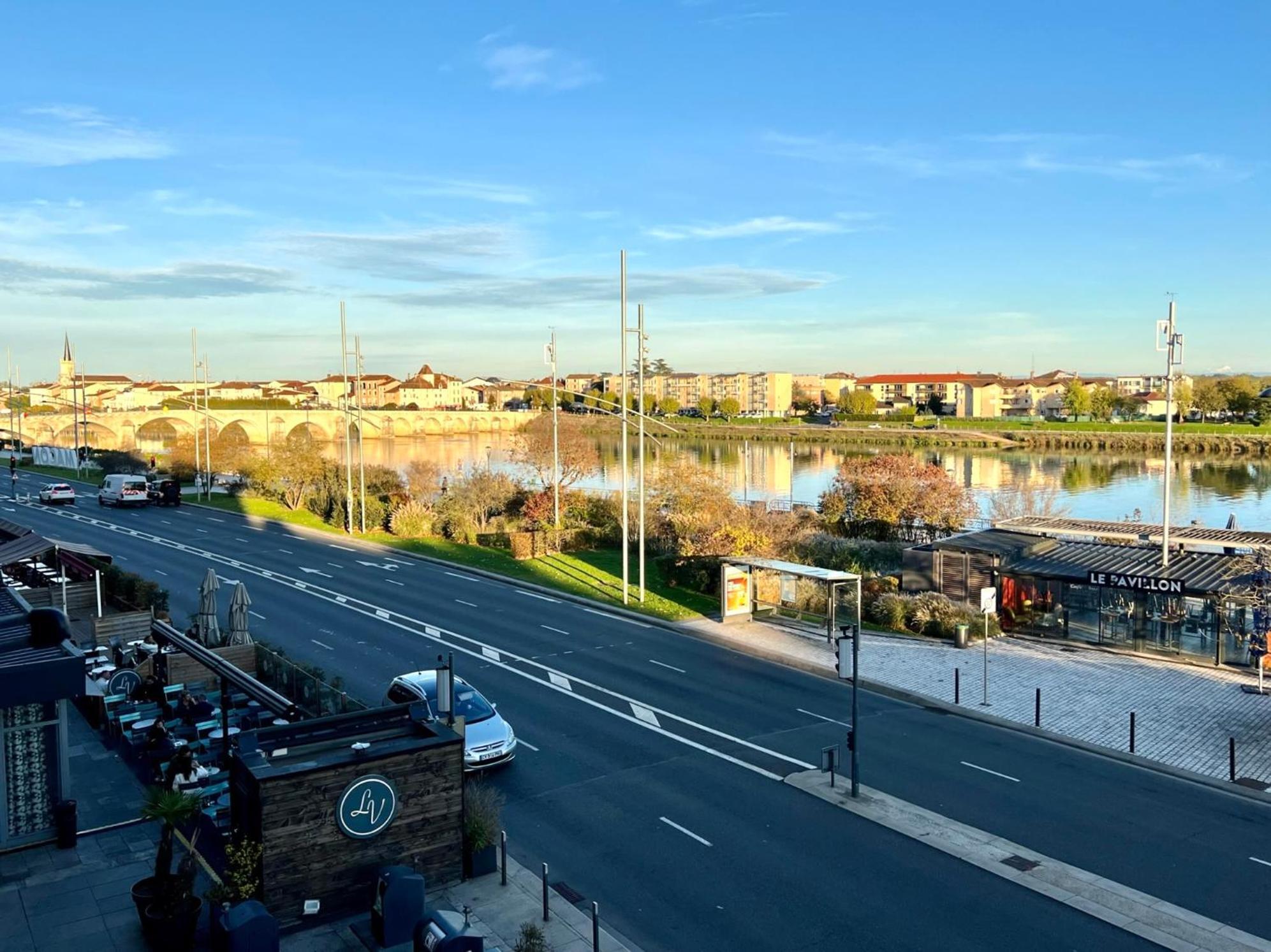 Les Rives De Saone - Balneotherapie Mâcon Exterior foto